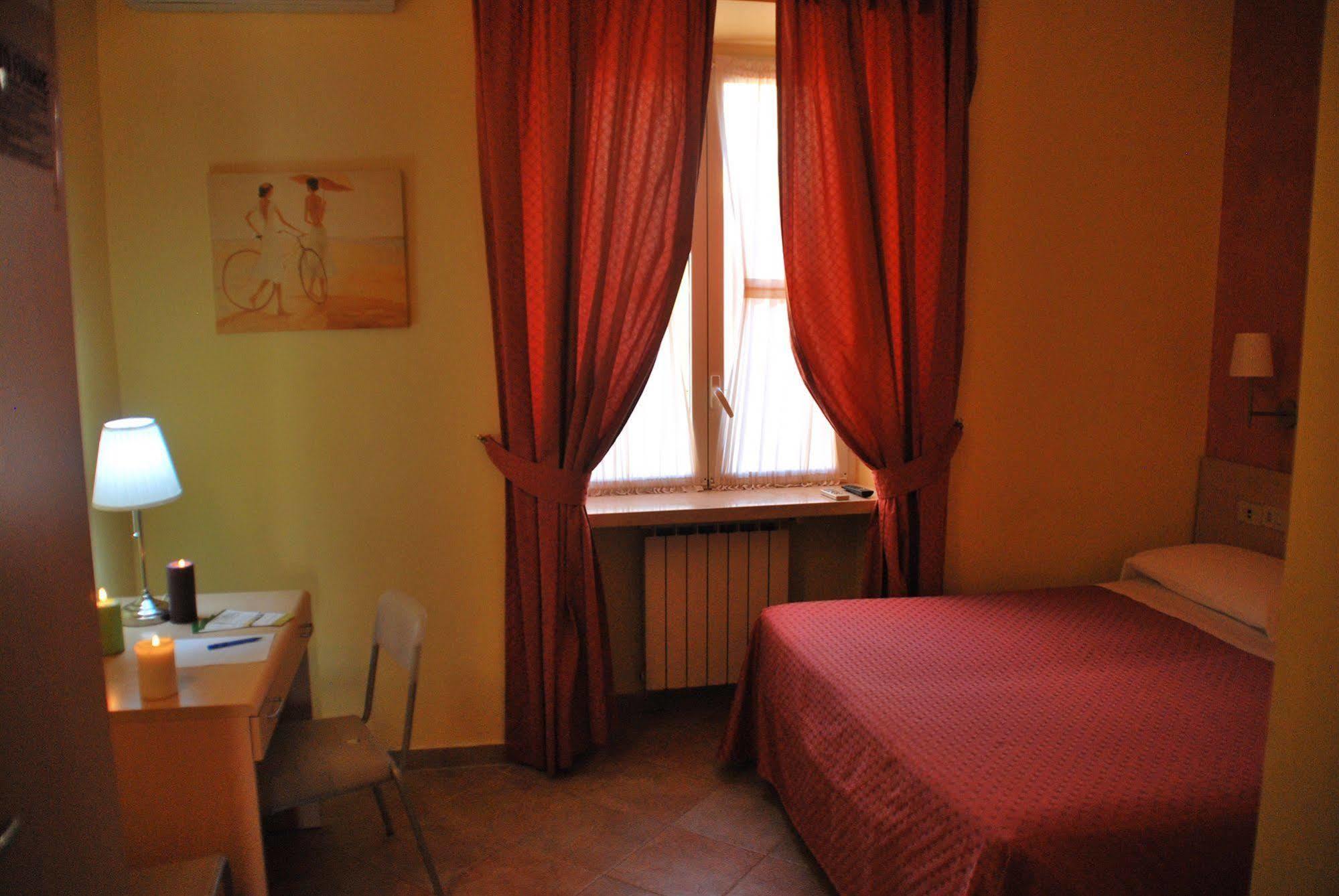 Gu Hotel Tivoli Terme Luaran gambar
